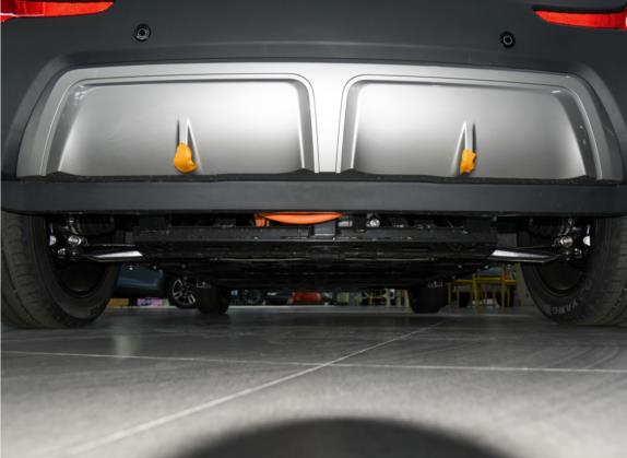 小蚂蚁 2022款 改款 甜粉款 微糖版 三元锂 30.6kWh 30kW 301km 其他细节类   后悬架