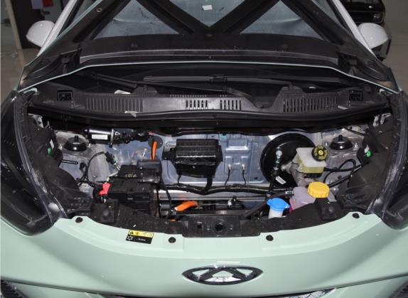 小蚂蚁 2022款 改款 甜粉款 半糖版 三元锂 30.6kWh 30kW 301km 其他细节类   发动机舱