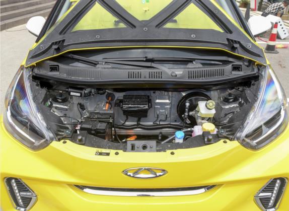 小蚂蚁 2022款 改款 甜粉款 半糖版 磷酸铁锂 30.7kWh 30kW 301km 其他细节类   发动机舱