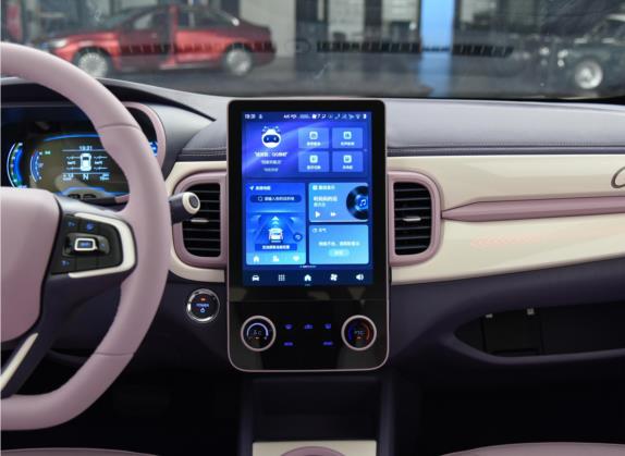 小蚂蚁 2022款 魅 罗曼司 30.6kWh 中控类   中控台