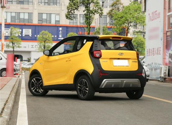 小蚂蚁 2022款 改款 甜粉款 微糖版 三元锂 28.8kWh 30kW 301km 外观   斜后