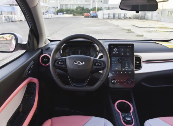 小蚂蚁 2022款 30万蚁粉款 加糖版 磷酸铁锂 29.2kWh 30kW 301km 中控类   驾驶位