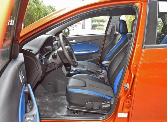 瑞虎3xe 2018款 480 畅行版 车厢座椅   前排空间