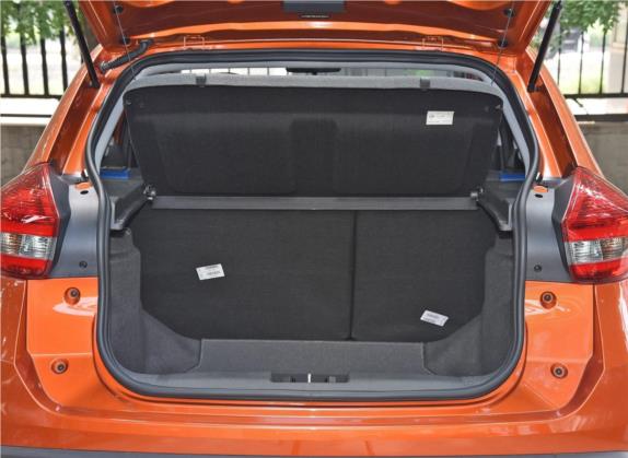 瑞虎3xe 2018款 480 畅行版 车厢座椅   后备厢