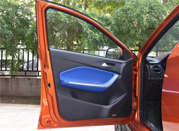 瑞虎3xe 2018款 480 畅行版 车厢座椅   前门板