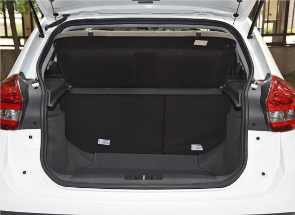 瑞虎3xe 2018款 480 畅享版 车厢座椅   后备厢