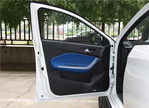 瑞虎3xe 2018款 480 畅享版 车厢座椅   前门板