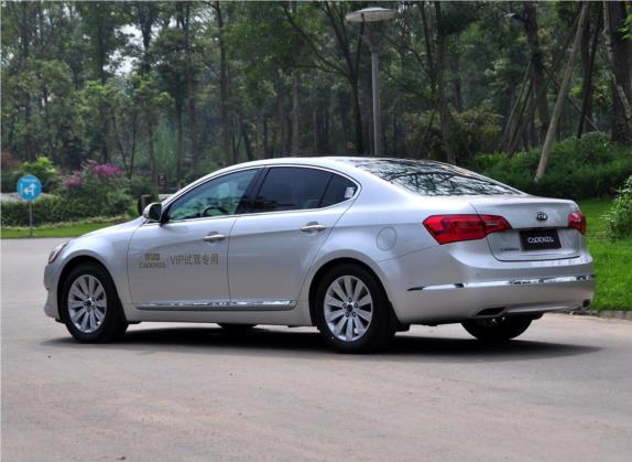凯尊 2011款 2.4L 尊贵型 外观   斜后