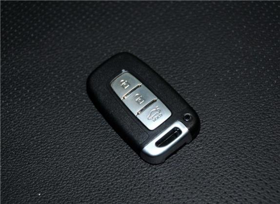 凯尊 2012款 2.4L 精英型 其他细节类   钥匙