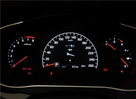 凯尊 2013款 2.4L 商务天窗型 国IV 中控类   仪表盘