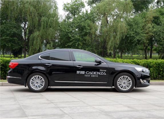 凯尊 2013款 2.4L 旗舰型 国IV 外观   正侧