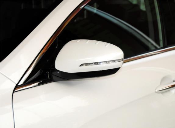 凯尊 2013款 2.4L 商务型 国IV 外观细节类   外后视镜