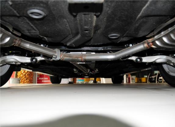 凯尊 2013款 2.4L 商务型 国IV 其他细节类   后悬架