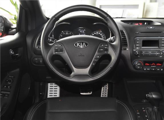 速迈 2014款 1.6T 豪华版 国IV 中控类   驾驶位