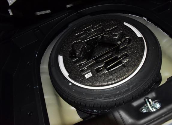速迈 2014款 2.0L 旗舰版 国V 其他细节类   备胎