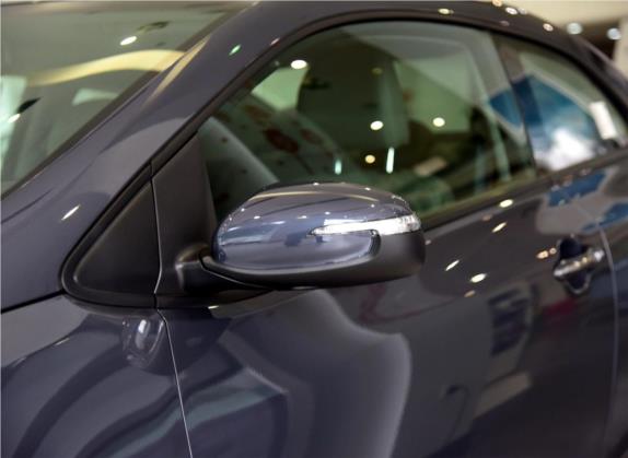 速迈 2014款 2.0L 旗舰版 国V 外观细节类   外后视镜