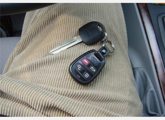 索兰托 2004款 3.5L AWD 其他细节类   钥匙