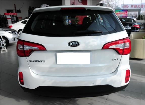 索兰托 2013款 2.2T 5座柴油舒适版 外观   正后