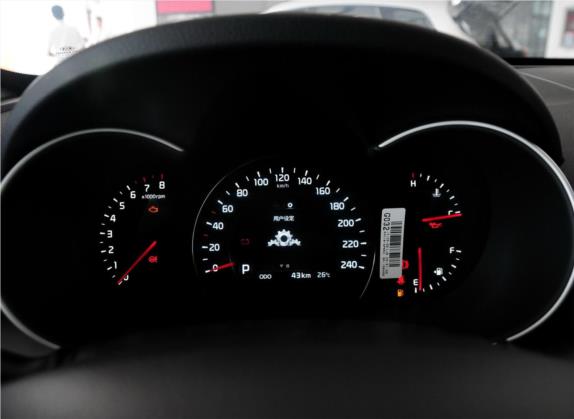 索兰托 2013款 2.4L 5座汽油舒适版 国IV 中控类   仪表盘