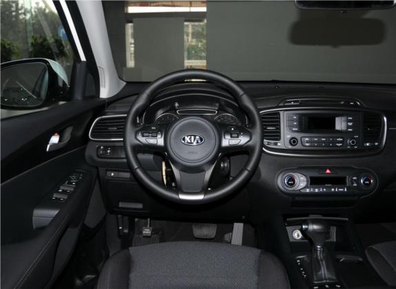 索兰托 2015款 索兰托L 2.4L 汽油4WD运动版 5座 国V 中控类   驾驶位