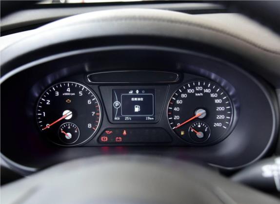 索兰托 2015款 索兰托L 2.4L 汽油2WD运动版 5座 国V 中控类   仪表盘