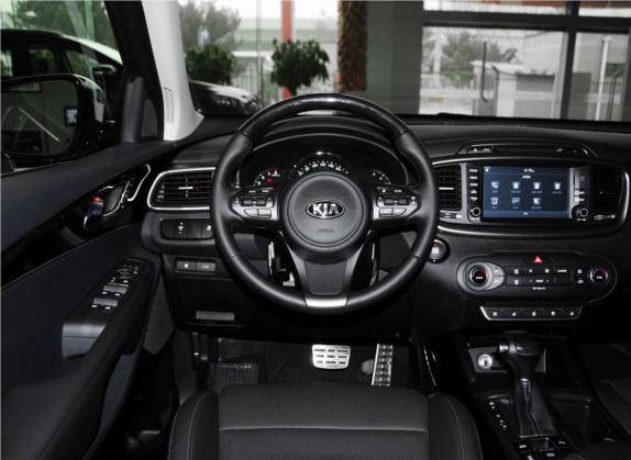 索兰托 2015款 索兰托L 2.4L 汽油4WD尊贵版 7座 国V 中控类   驾驶位