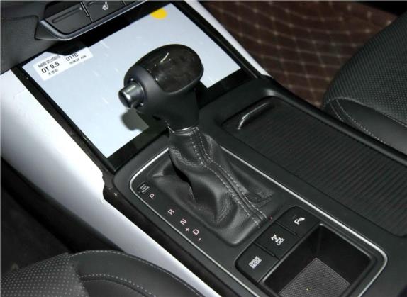 索兰托 2015款 索兰托L 2.2T 柴油4WD精英版 5座 国IV 中控类   挡把