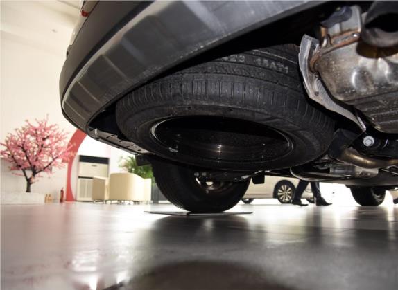 索兰托 2015款 索兰托L 2.4L 汽油4WD精英版 7座 国IV 其他细节类   备胎