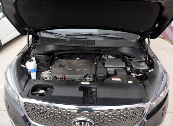 索兰托 2015款 索兰托L 2.4L 汽油4WD尊贵版 5座 国IV 其他细节类   发动机舱