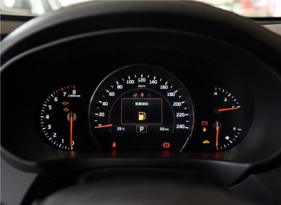 索兰托 2015款 索兰托L 2.0T 汽油4WD精英版 7座 国IV 中控类   仪表盘