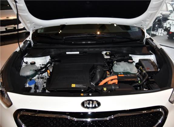 极睿 2017款 1.6L 豪华版 其他细节类   发动机舱