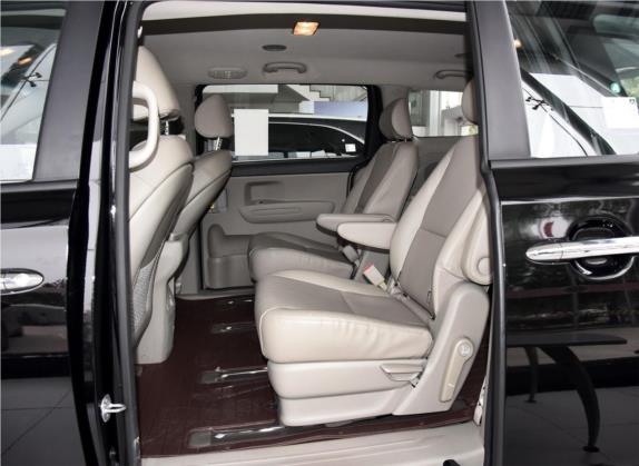 嘉华(进口) 2015款 2.2T 舒适版 国IV 车厢座椅   后排空间