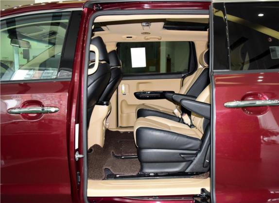 嘉华(进口) 2015款 3.3GDI 豪华版 国V 车厢座椅   后排空间