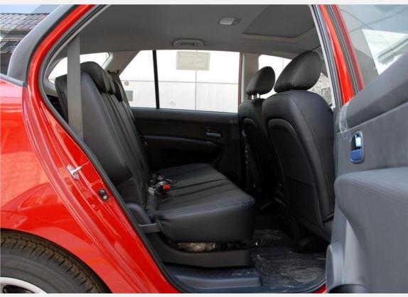 佳乐 2007款 2.0L 5座舒适版 车厢座椅   后排空间