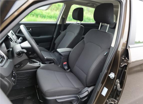 佳乐 2013款 2.0L 5座自动标准版 国V 车厢座椅   前排空间