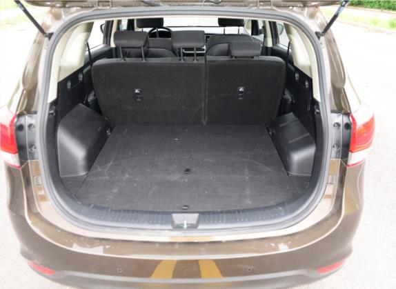 佳乐 2013款 2.0L 5座自动标准版 国V 车厢座椅   后备厢