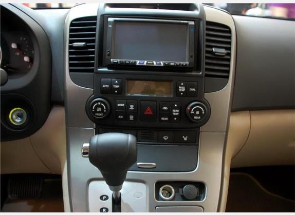 起亚VQ 2006款 2.7 舒适版 中控类   中控台