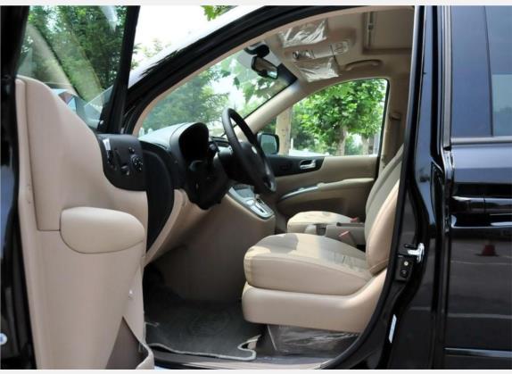 起亚VQ 2011款 2.7 舒适版 车厢座椅   前排空间