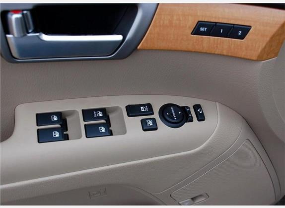 霸锐 2008款 3.8L 豪华版 国IV 车厢座椅   门窗控制