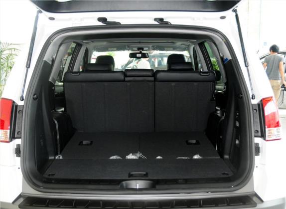 霸锐 2013款 3.8L 豪华版 国V 车厢座椅   后备厢