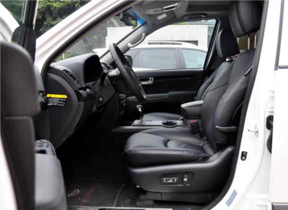 霸锐 2015款 3.8L 豪华版 国IV 车厢座椅   前排空间