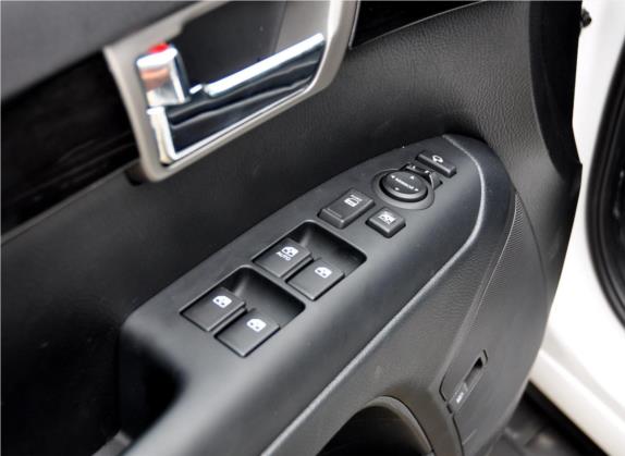 霸锐 2015款 3.8L 豪华版 国IV 车厢座椅   门窗控制