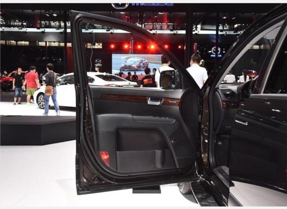 霸锐 2017款 3.8L 豪华版 车厢座椅   前门板