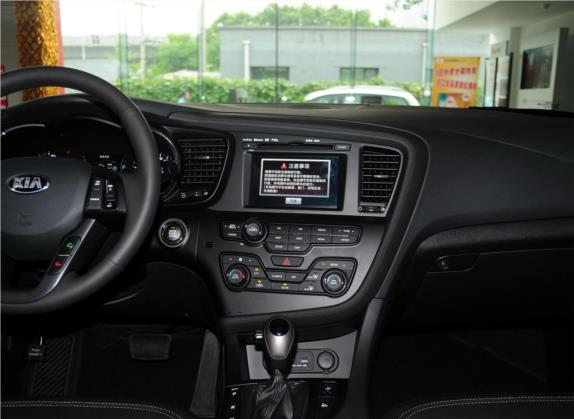 起亚K5(进口) 2013款 2.0L Hybrid 中控类   中控台