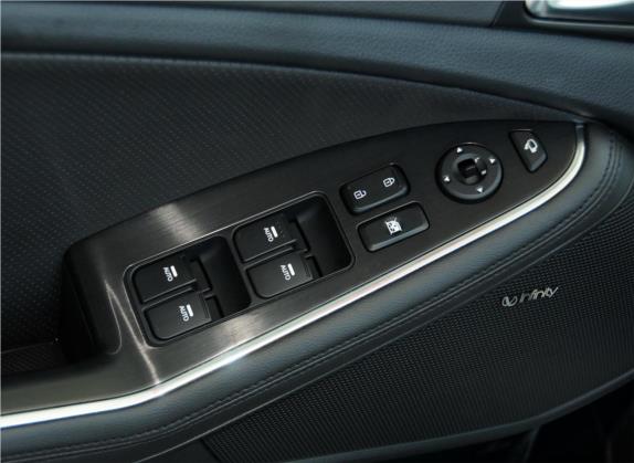 起亚K5(进口) 2014款 2.0L Hybrid 旗舰版 车厢座椅   门窗控制