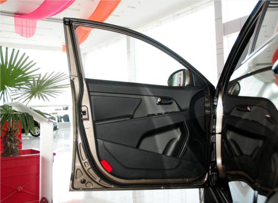 智跑 2012款 2.0L 自动两驱版GLS 车厢座椅   前门板