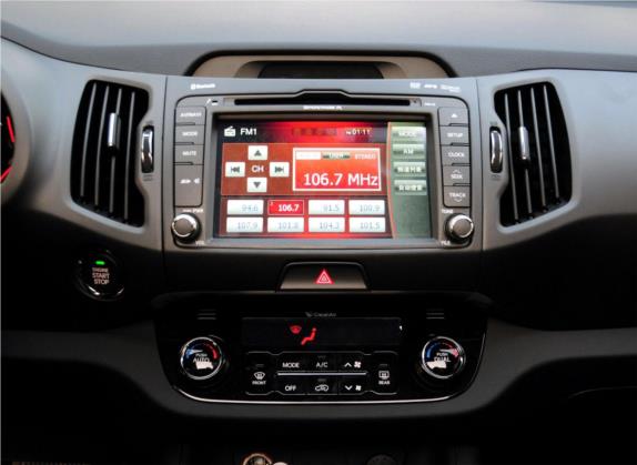 智跑 2012款 2.0L 自动两驱版NAVI 中控类   中控台