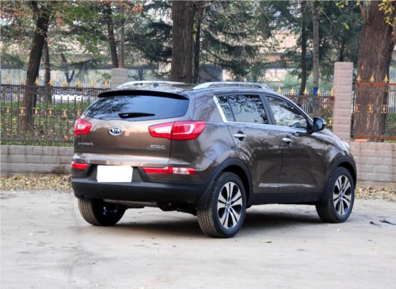 智跑 2012款 2.0L 自动两驱版NAVI 外观   斜后