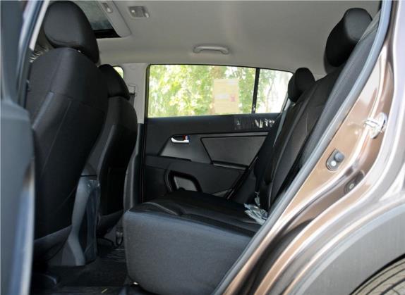 智跑 2014款 2.0L 自动两驱版GL 车厢座椅   后排空间