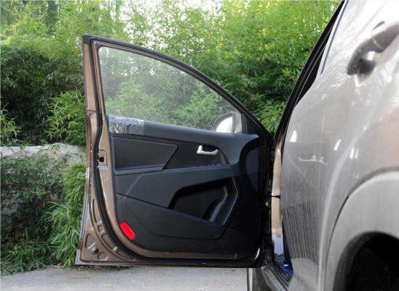 智跑 2014款 2.0L 自动两驱版GL 车厢座椅   前门板
